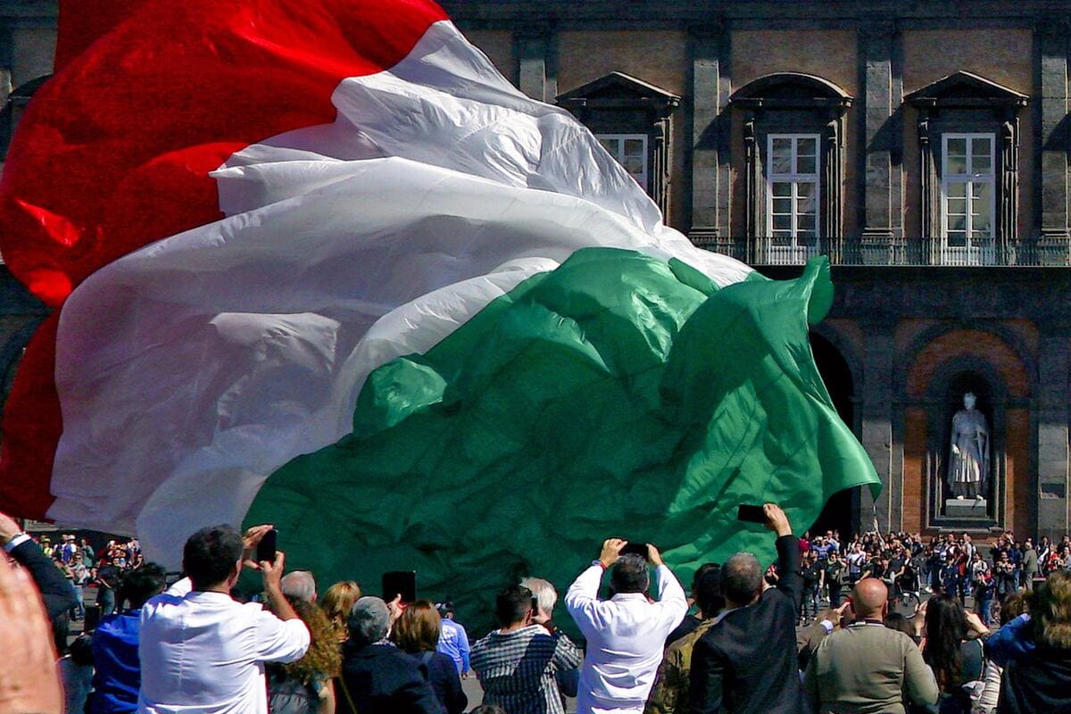 bandiera-italia-ansa